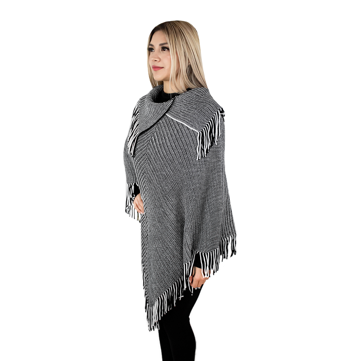 Foto 3 pulgar | Capa Poncho Tejida Para Mujer Marca Vasarelli