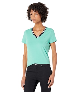 Foto 1 | Camiseta Tommy Hilfiger Con Estampado De Bandera Con Cuello En V Para Mujer, Talla Pequeña - Venta Internacional.