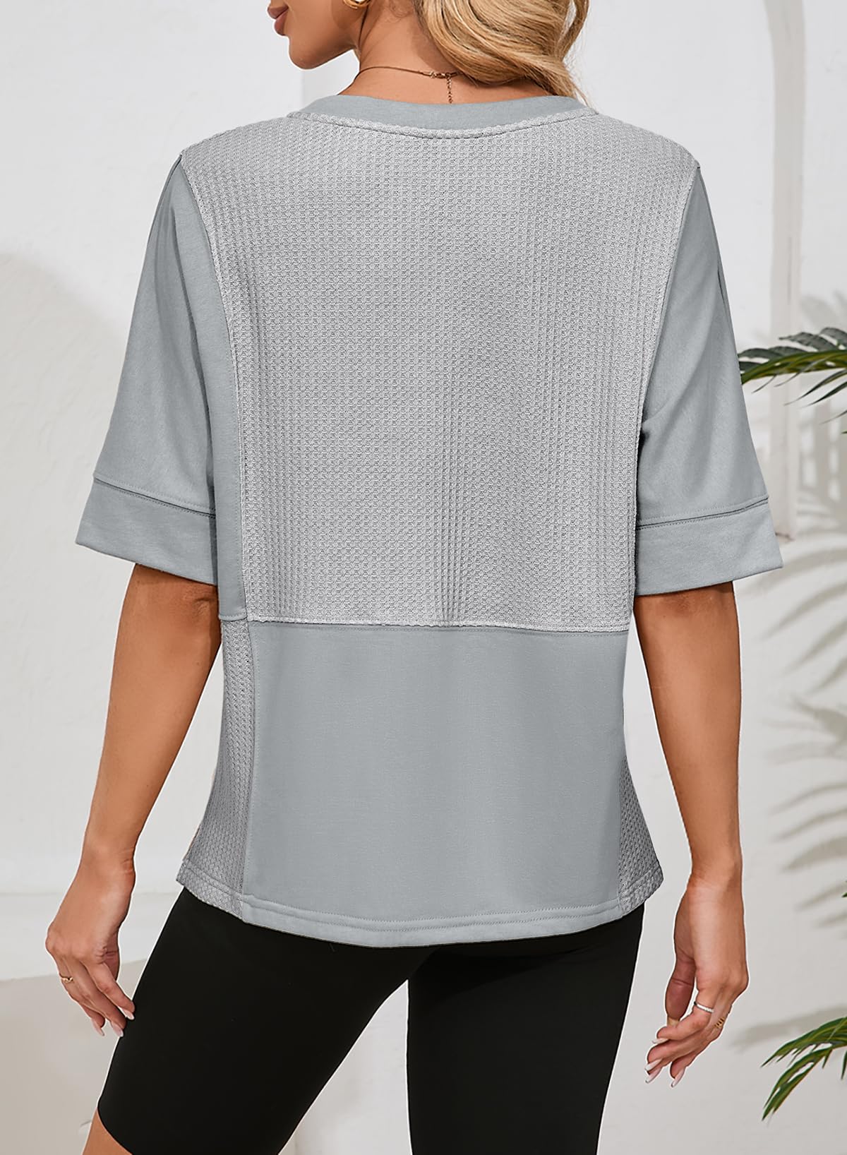 Foto 5 pulgar | Camiseta Dokotoo Gris Sobredimensionada De Punto Gofrado Con Cuello En V Para Mujer - Venta Internacional.