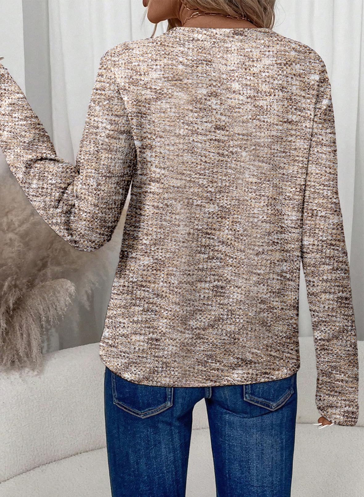 Foto 4 pulgar | Camisa Dokotoo De Manga Larga Con Cuello En V  Punto Gofrado Para Mujer  Color Albaricoque - Venta Internacional.