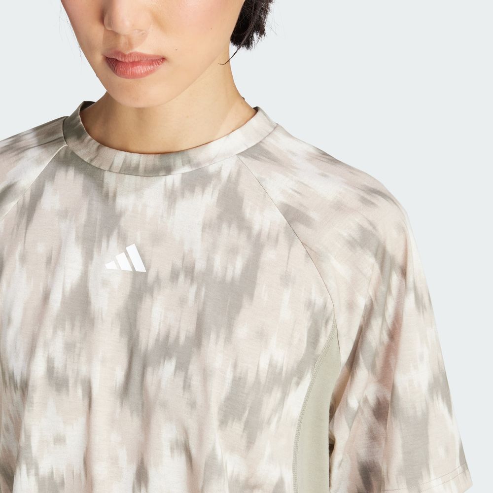Foto 8 | Playera Train Essentials Estampado Floral Tie-dye Adidas Verde Mujer