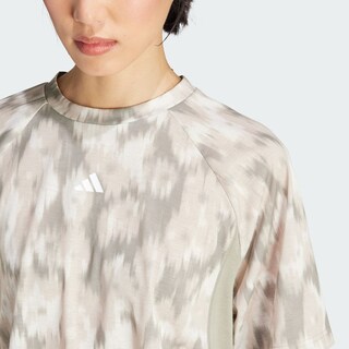 Foto 8 | Playera Train Essentials Estampado Floral Tie-dye Adidas Verde Mujer