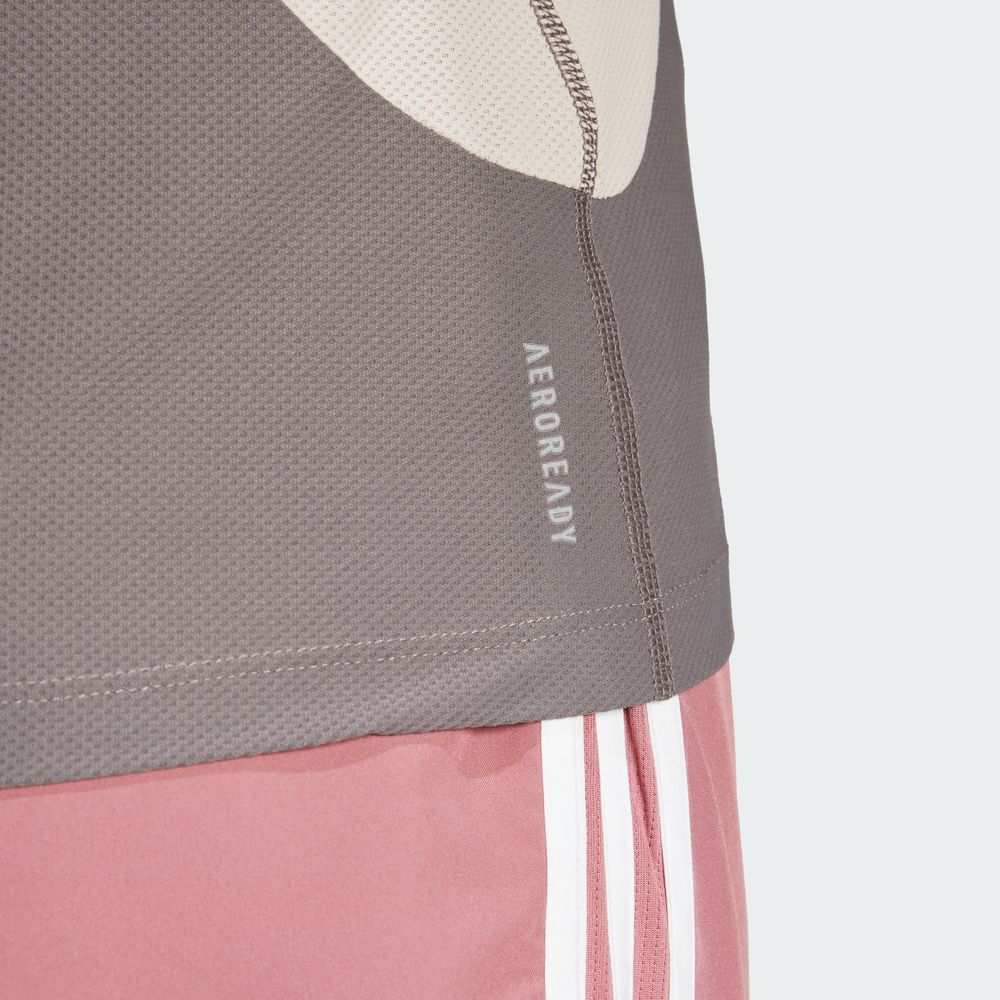 Foto 8 | Playera Aeroready Adidas Café Mujer