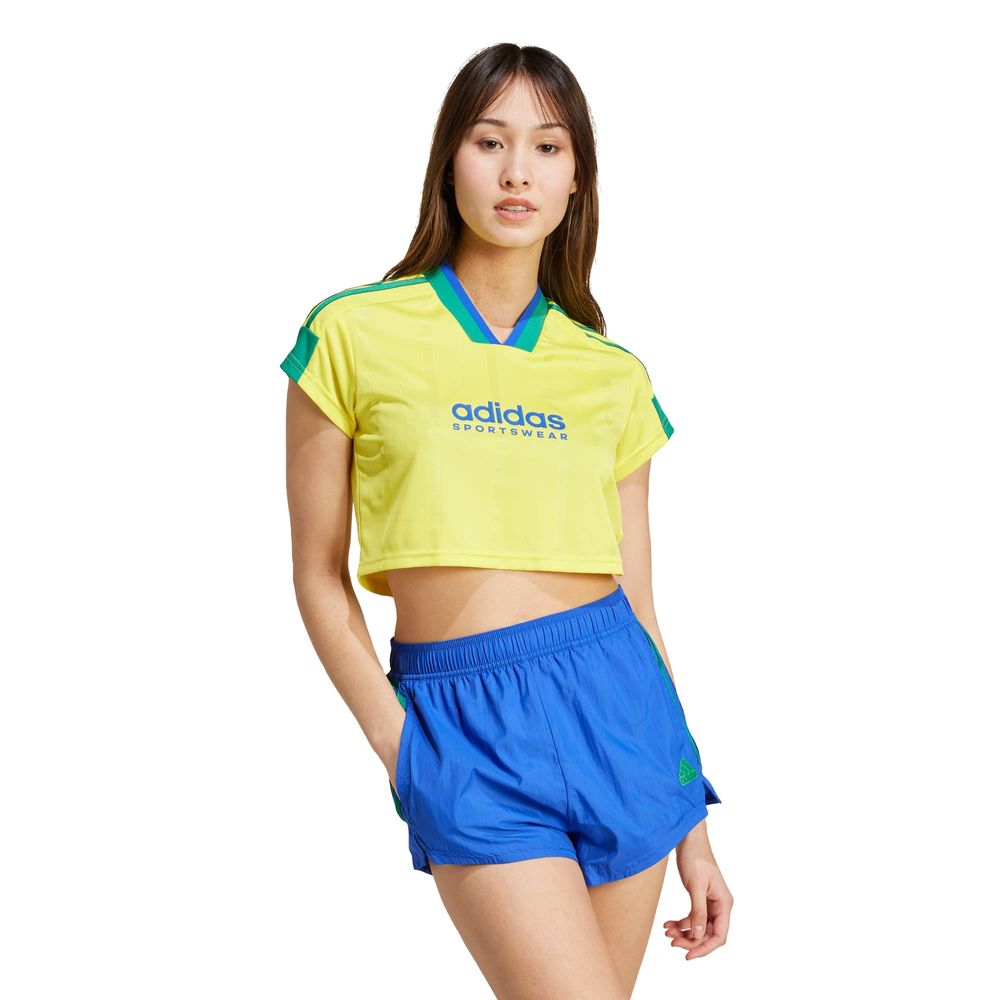 Foto 2 | Jersey Corto Tiro Cut 3 Franjas Adidas Amarillo Mujer