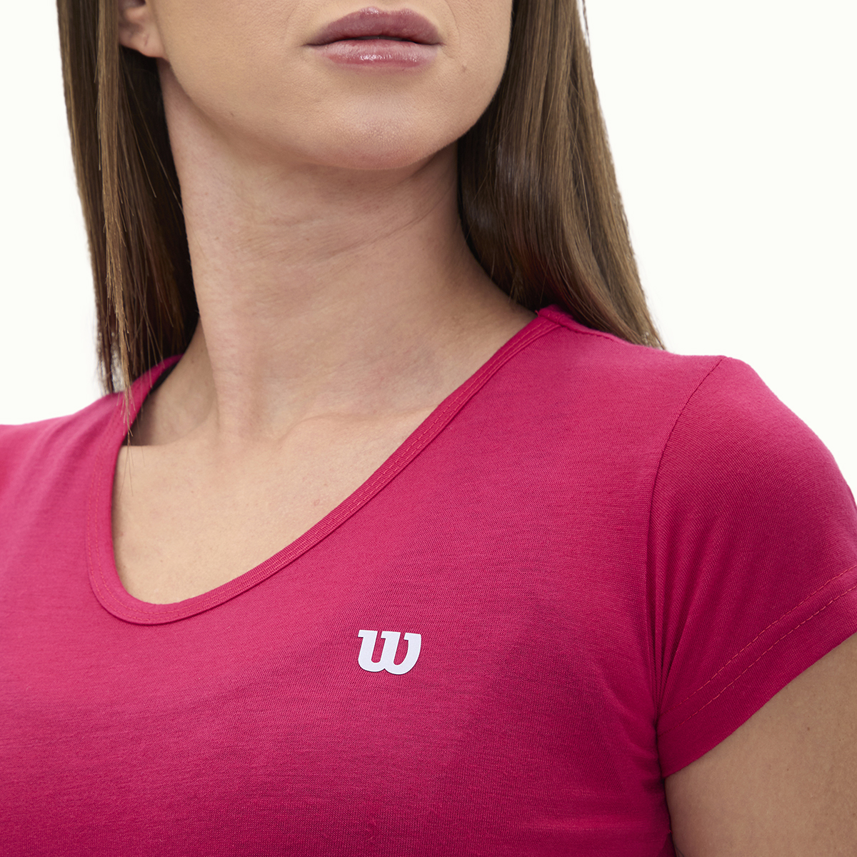 Foto 5 pulgar | Playera Wilson Polyspun Cuello V Lisa Para Mujer