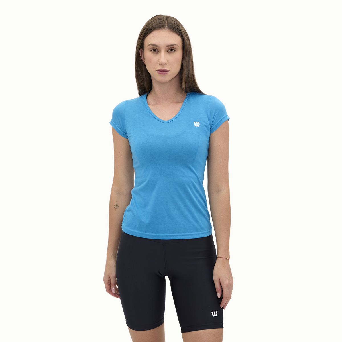 Foto 2 pulgar | Playera Wilson Polyspun Cuello V Lisa Para Mujer
