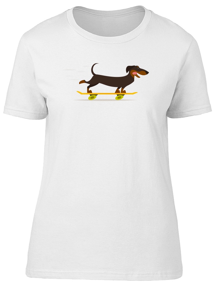 Foto 2 pulgar | Playera Smartprintsink Mujer Perro Salchicha En Patineta