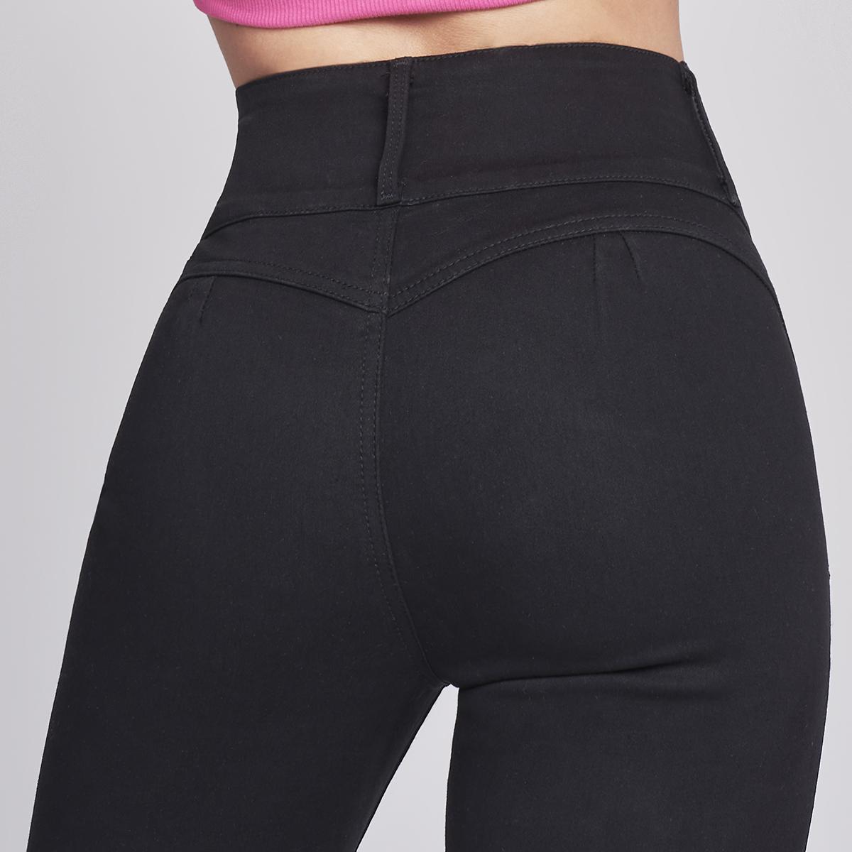 Foto 5 pulgar | Jeans Campana Mujer Push Up Cintura Alta Flare Seven Jeans 6040ngro