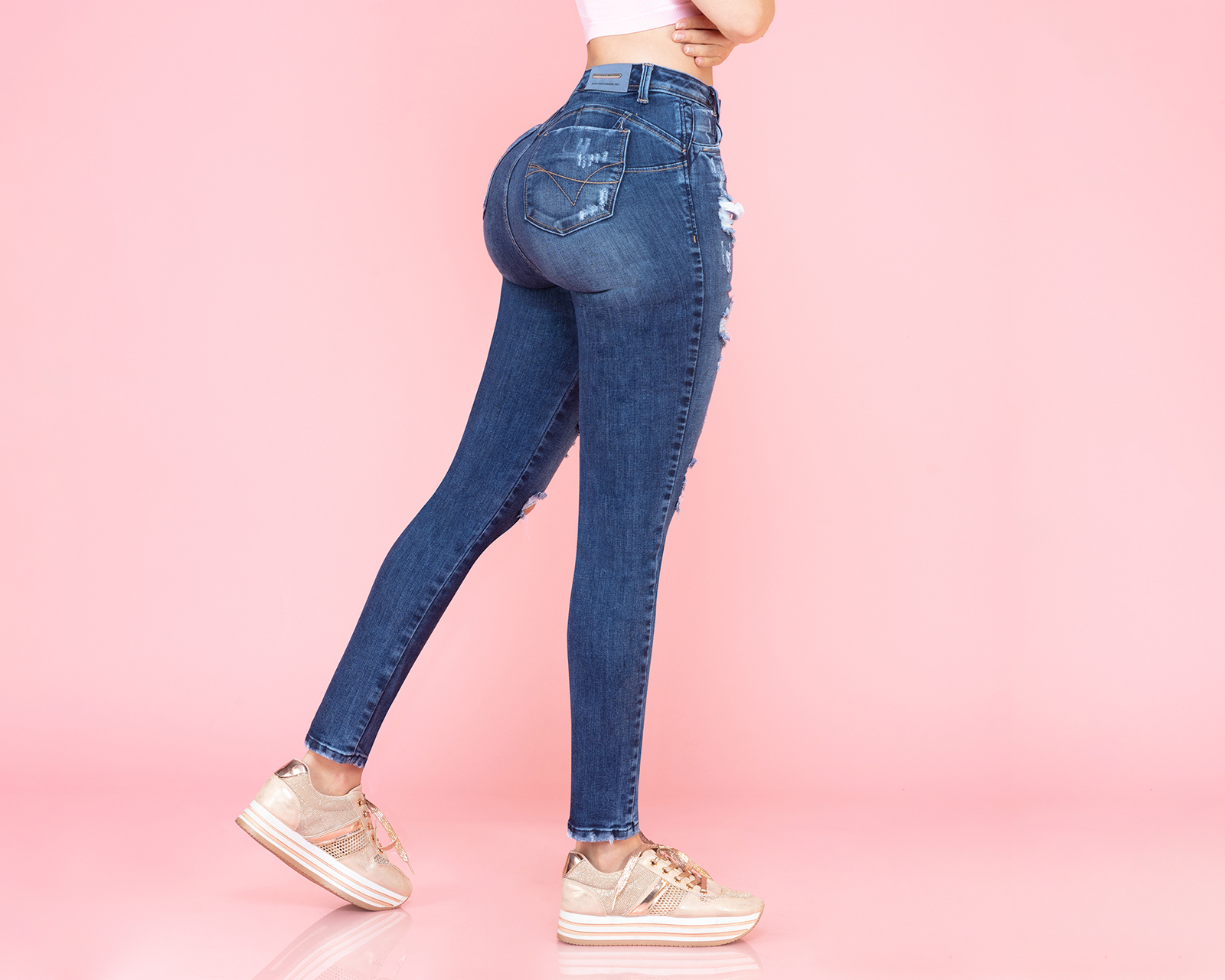 Foto 2 | Pantalón Básico De Mezclilla Con Destrucción Pierna Skinny