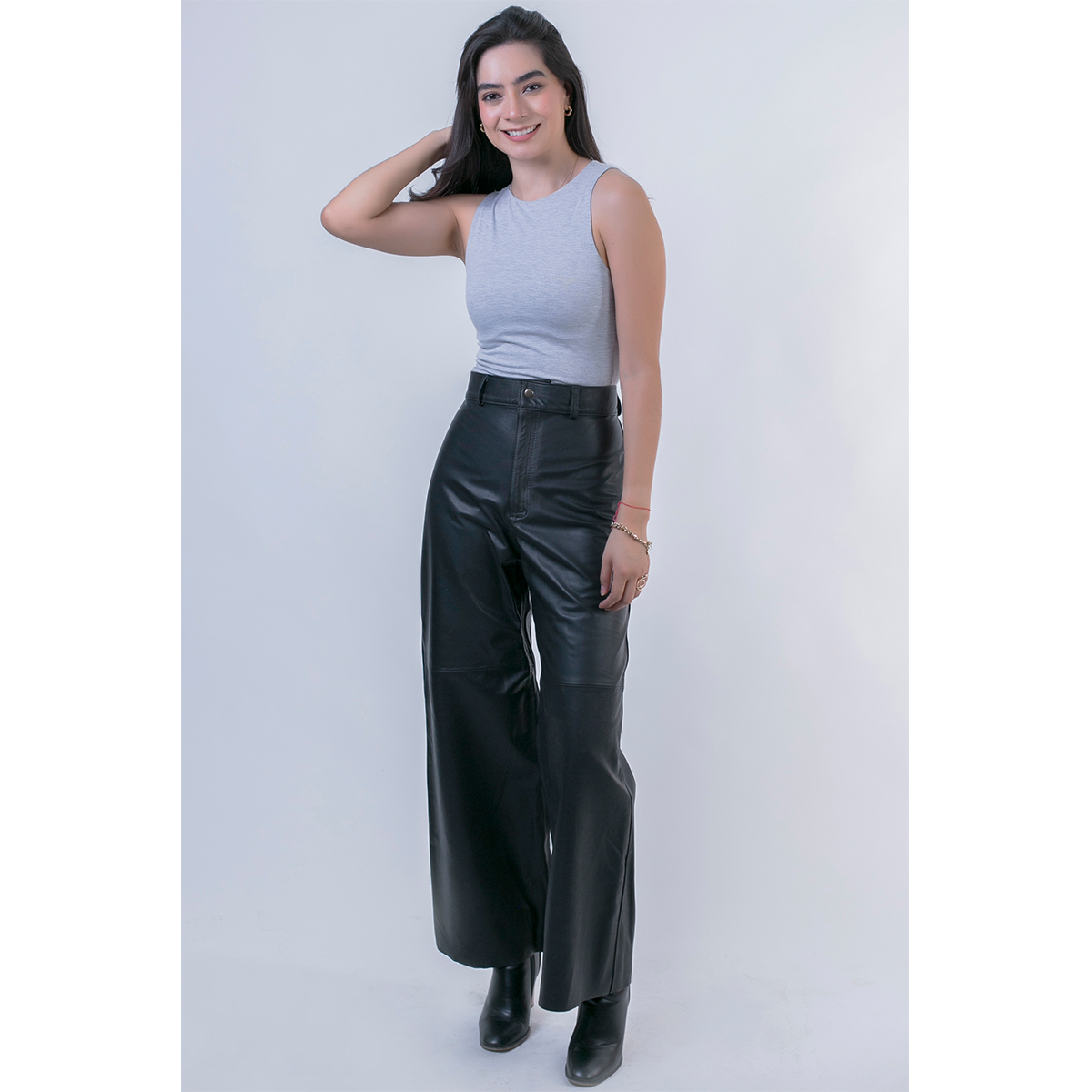 Foto 4 pulgar | Pantalón Piel Borrego Castelli Dama Negro Corte Oversize