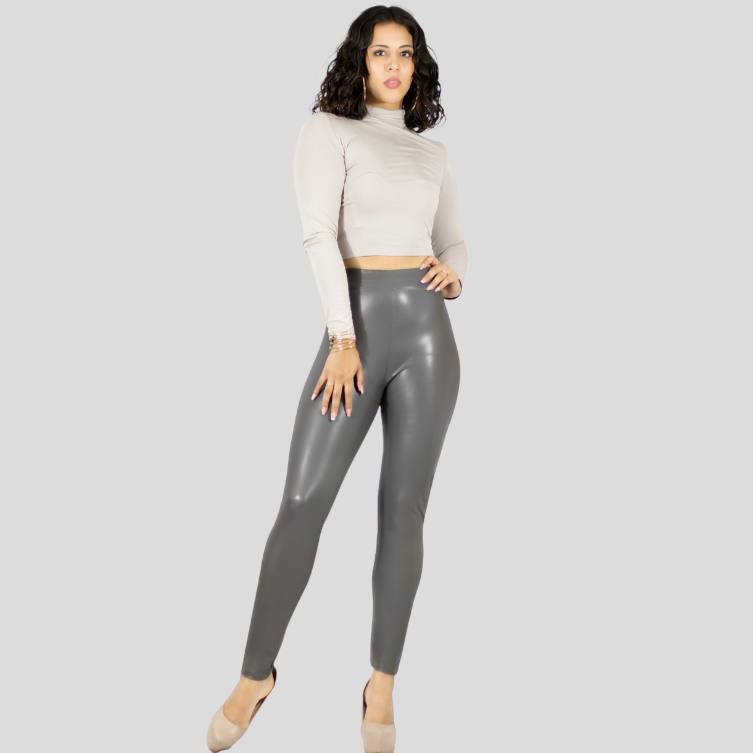 Foto 3 pulgar | Leggings para Mujer de Vinipiel Gris Oscuro