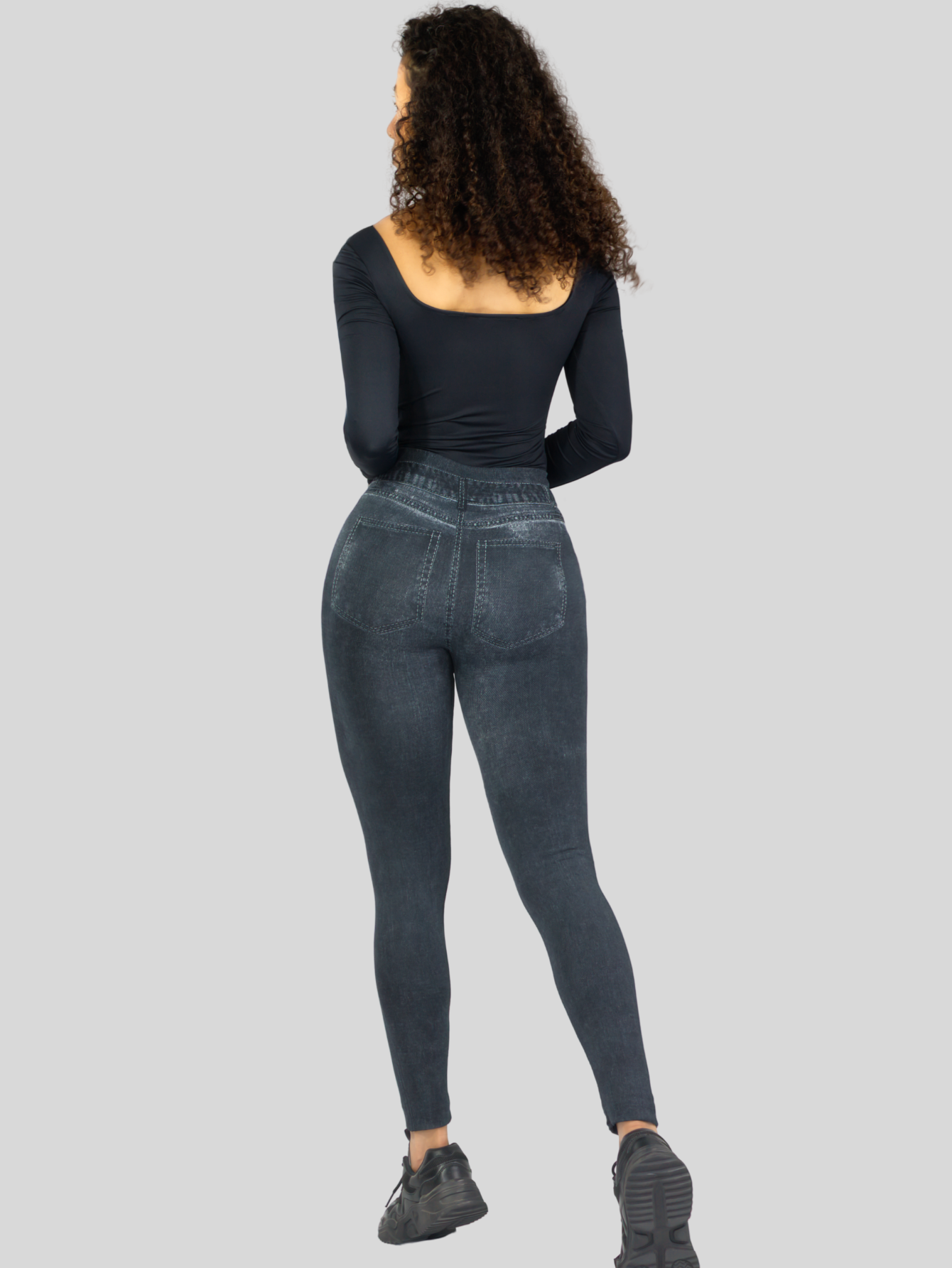 Foto 4 pulgar | Leggings Lic-055-2 Negros de Mujer