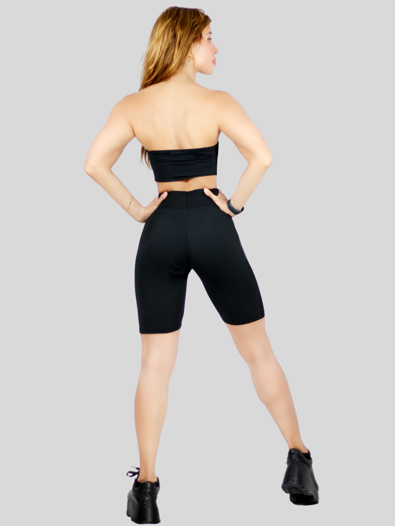 Foto 5 pulgar | Short Deportivo Stretch color Negro con Bolsas Laterales