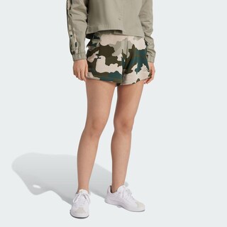 Foto 4 | Shorts Cargo Essentials 3 Franjas Estampado De Camuflaje Adidas Verde Mujer