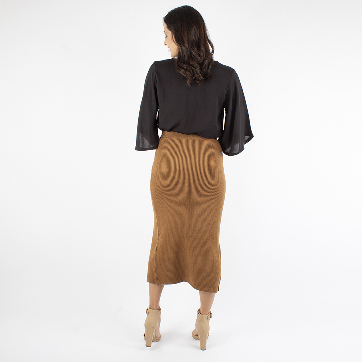 Foto 4 pulgar | Falda Lápiz Tejida Cruzada Amad Camel