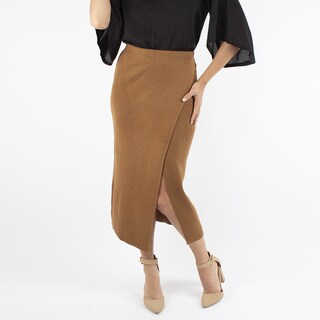 Foto 4 | Falda Lápiz Tejida Cruzada Amad Camel
