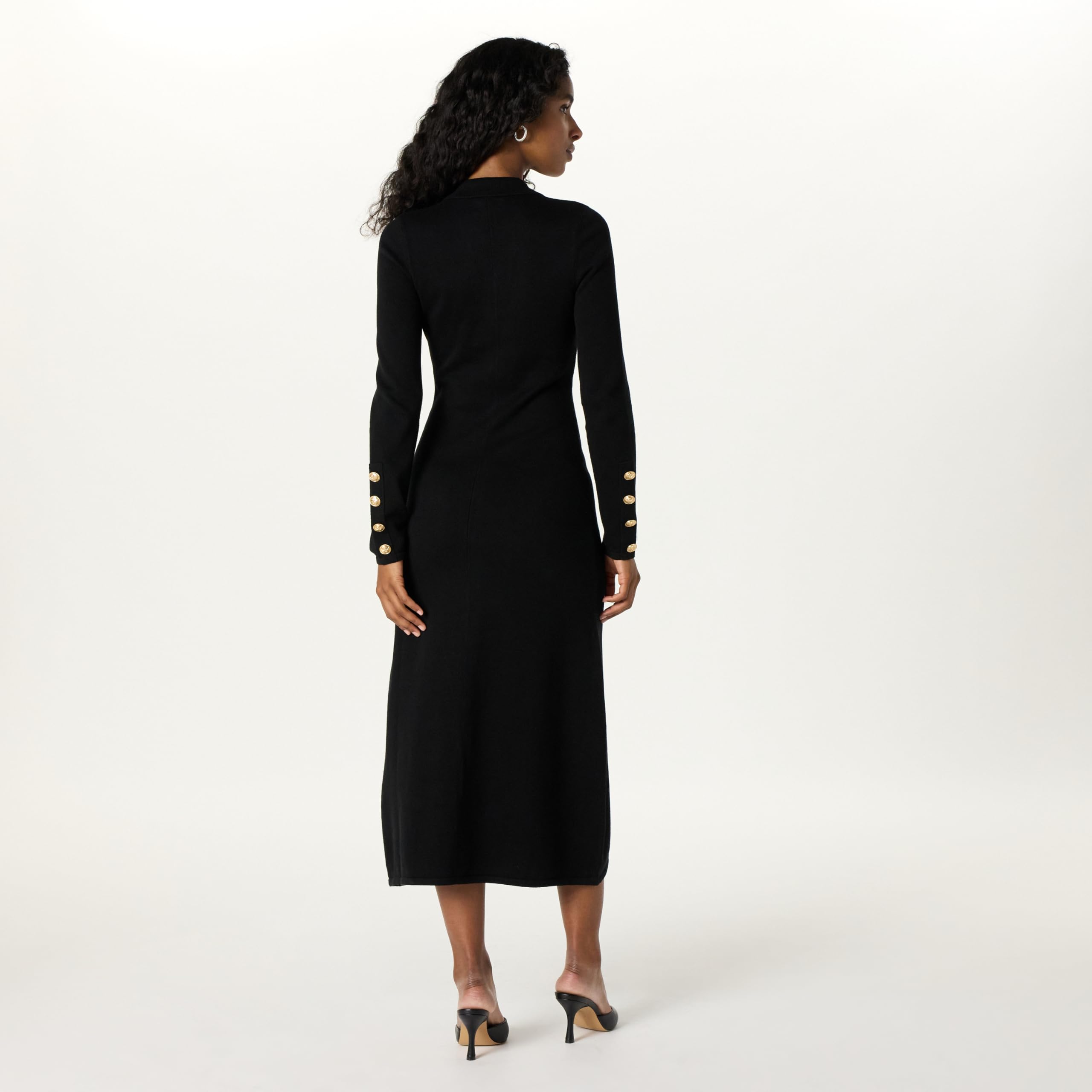 Foto 3 pulgar | Vestido Midi Tipo Suéter The Drop Negro Con Botón Dorado Para Mujer - Venta Internacional.