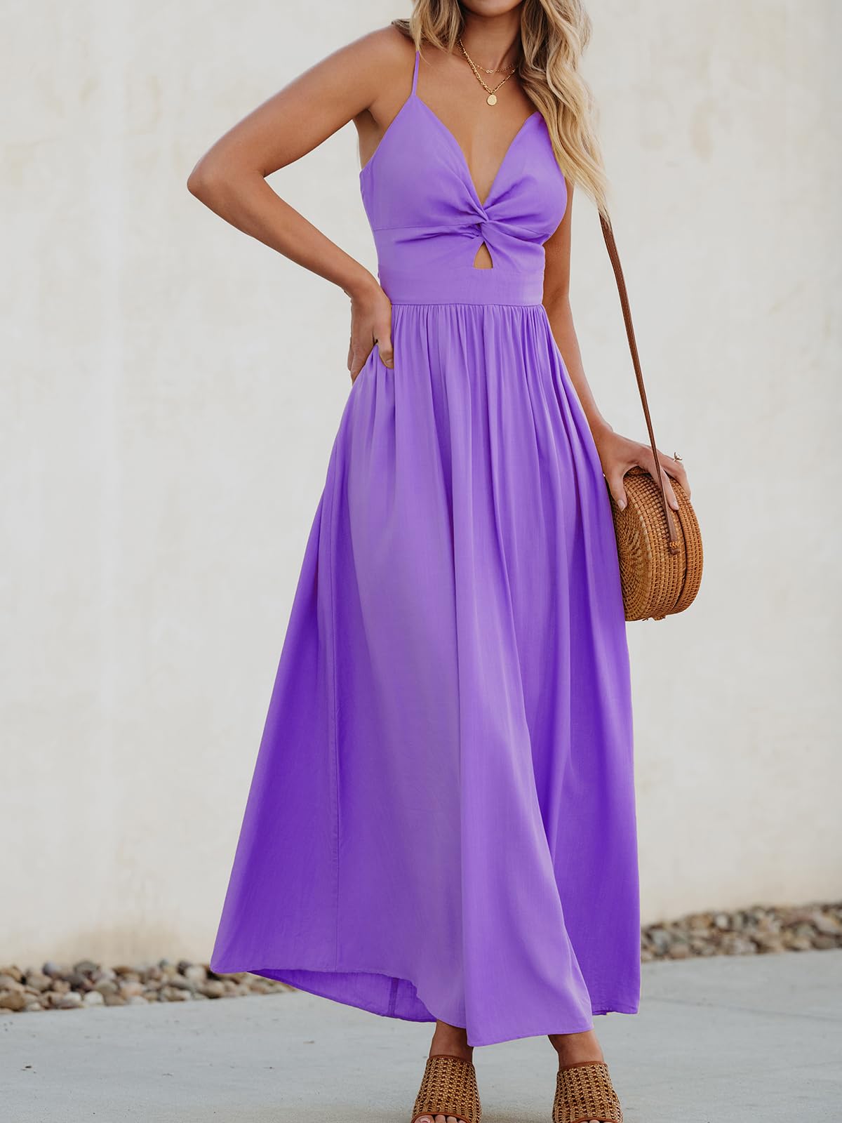 Foto 2 | Vestido Largo Cupshe Con Cuello En V Torcido Sin Mangas Y Recorte Morado - Venta Internacional.