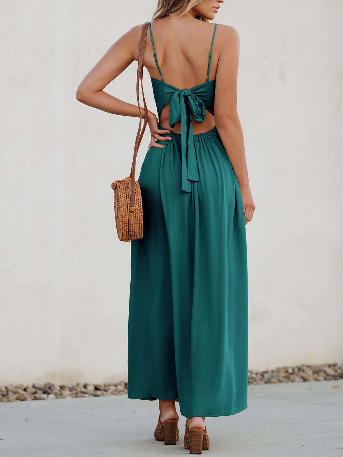 Foto 3 | Vestido Largo Cupshe Con Cuello En V Y Corte Torcido, Sin Mangas, Verde Azulado - Venta Internacional.
