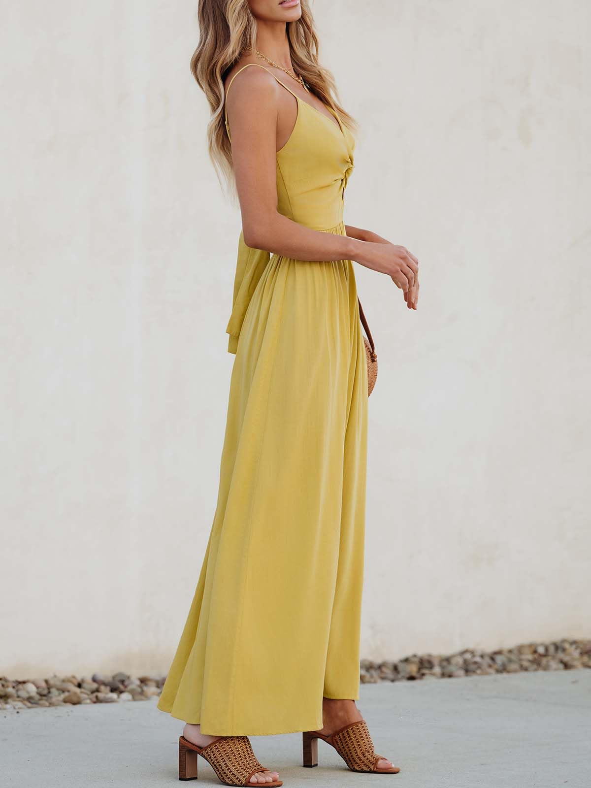 Foto 7 | Vestido Largo Cupshe Con Cuello En V Torcido Sin Mangas Y Recorte Amarillo - Venta Internacional.