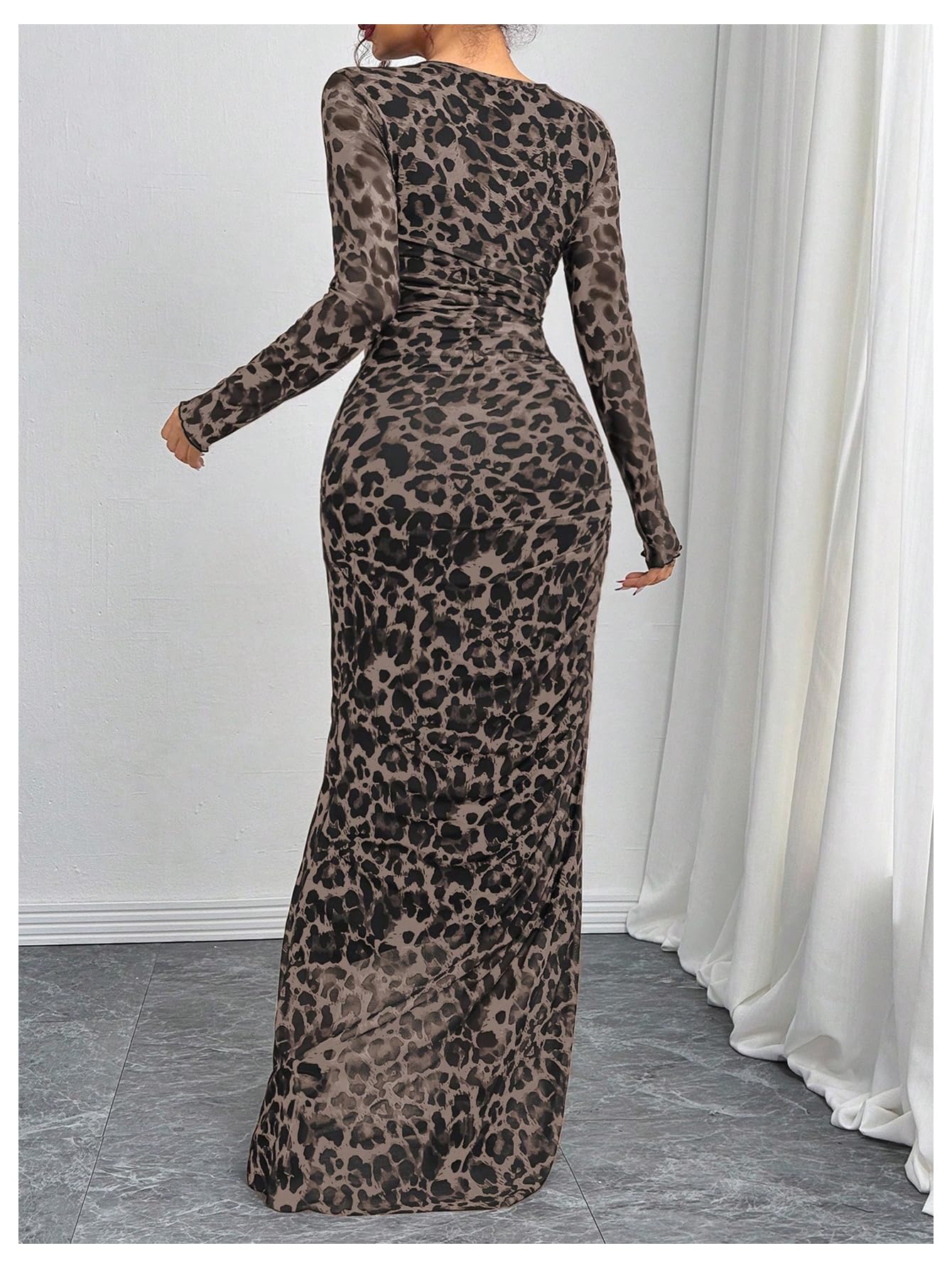 Foto 2 | Vestido Largo Con Estampado De Guepardo Verdusa, Manga Larga, Marrón Café - Venta Internacional.