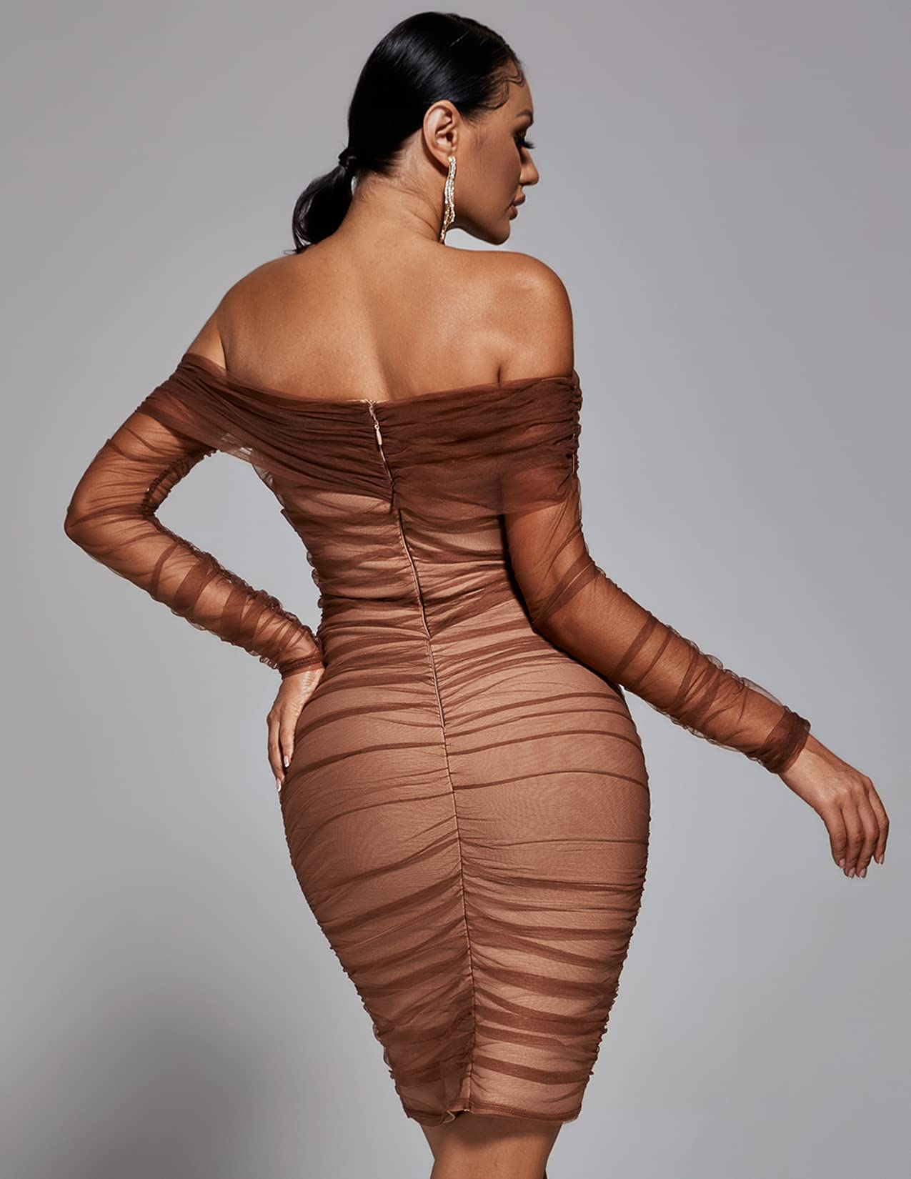 Foto 4 pulgar | Vestido Midi Bella Barnett Sexy Fruncido Con Hombros Descubiertos, Marrón - Venta Internacional.