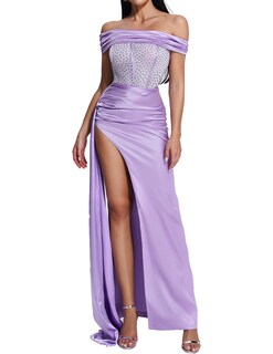 Foto 1 | Vestido Largo Bella Barnett Diamomate Con Corsé Satinado Morado - Venta Internacional.