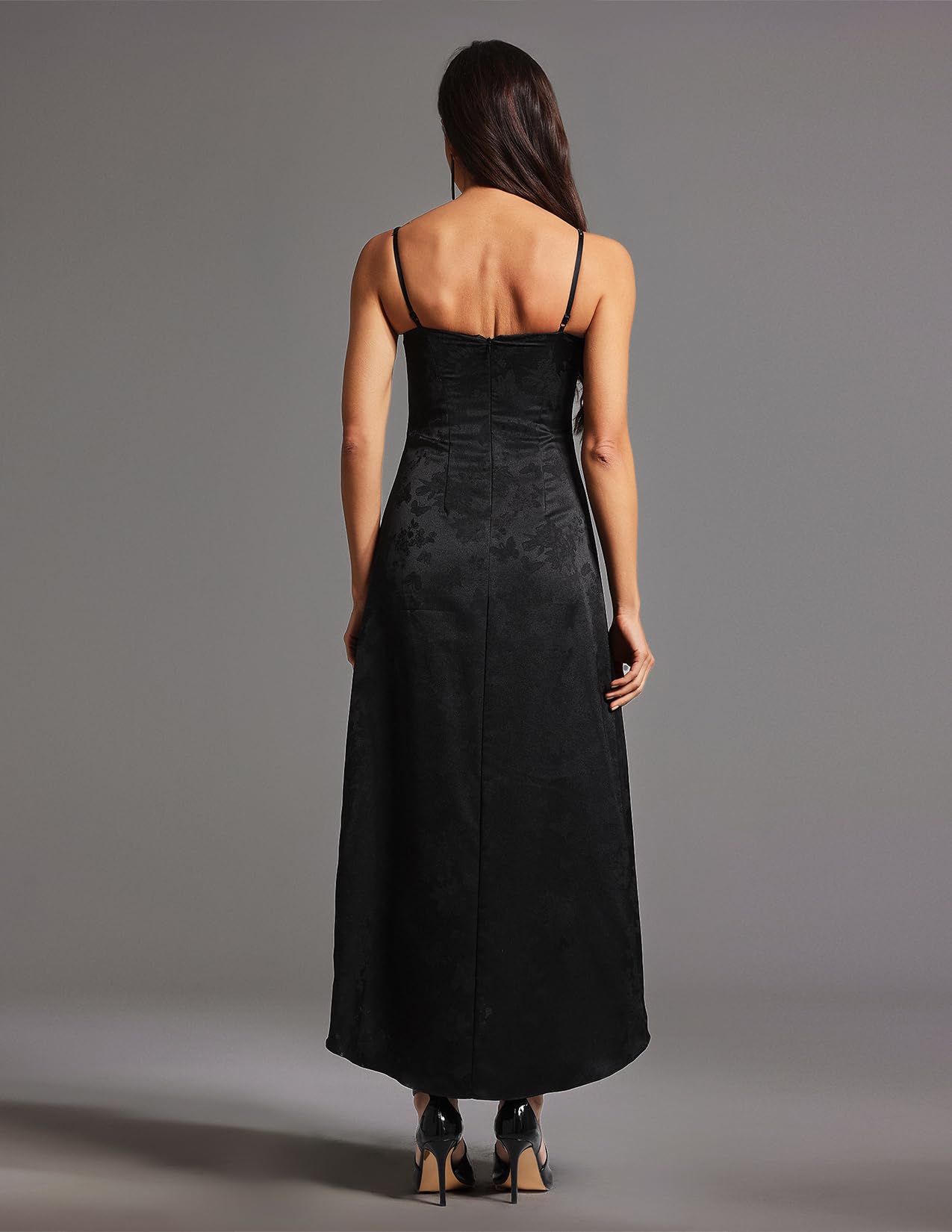 Foto 3 pulgar | Vestido Lencero Tsukko Bordado A Media Pierna Con Lentejuelas Negras Para Mujer - Venta Internacional.