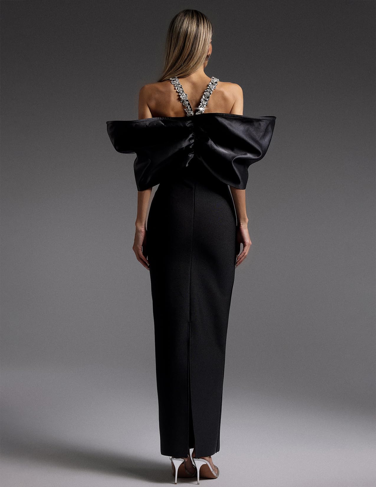 Foto 5 pulgar | Vestido Bella Barnett Negro Con Hombros Descubiertos Y Mangas De Lazo Extragrandes - Venta Internacional.
