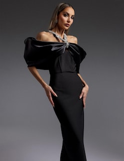 Foto 5 | Vestido Bella Barnett Negro Con Hombros Descubiertos Y Mangas De Lazo Extragrandes - Venta Internacional.