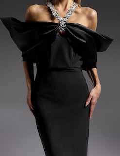 Foto 7 | Vestido Bella Barnett Negro Con Hombros Descubiertos Y Mangas De Lazo Extragrandes - Venta Internacional.