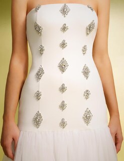 Foto 7 | Vestido Bella Barnett Blanco Sin Mangas En Tubo Y Malla Diamantada De Tul - Venta Internacional.