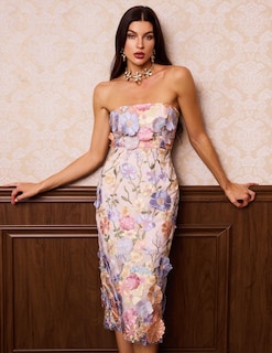 Foto 2 | Vestido Bella Barnett 3d Con Flores Bordadas Con Estampado Floral Sin Tirantes - Venta Internacional.