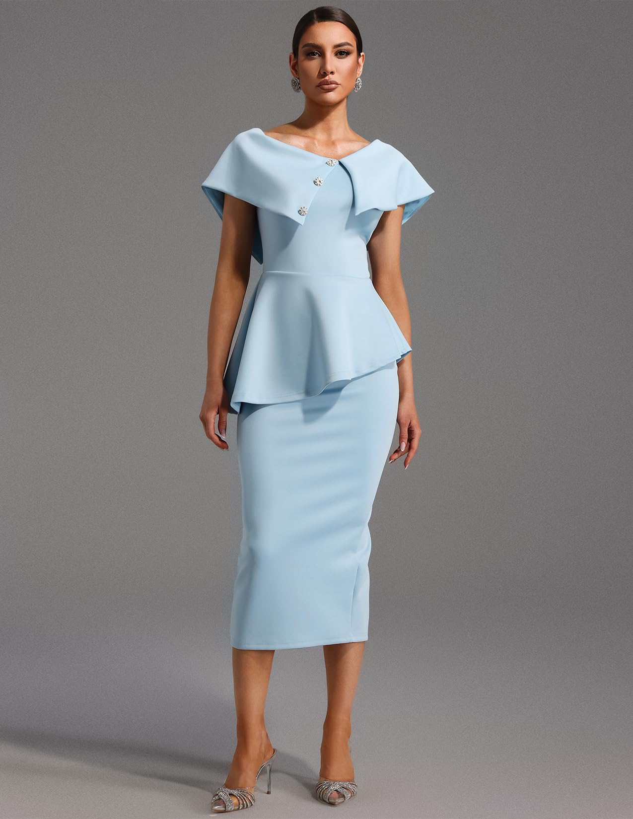 Foto 2 | Vestido Bella Barnett Azul Claro Con Volantes En Un Hombro Con Diamantes - Venta Internacional.