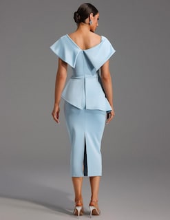 Foto 3 | Vestido Bella Barnett Azul Claro Con Volantes En Un Hombro Con Diamantes - Venta Internacional.