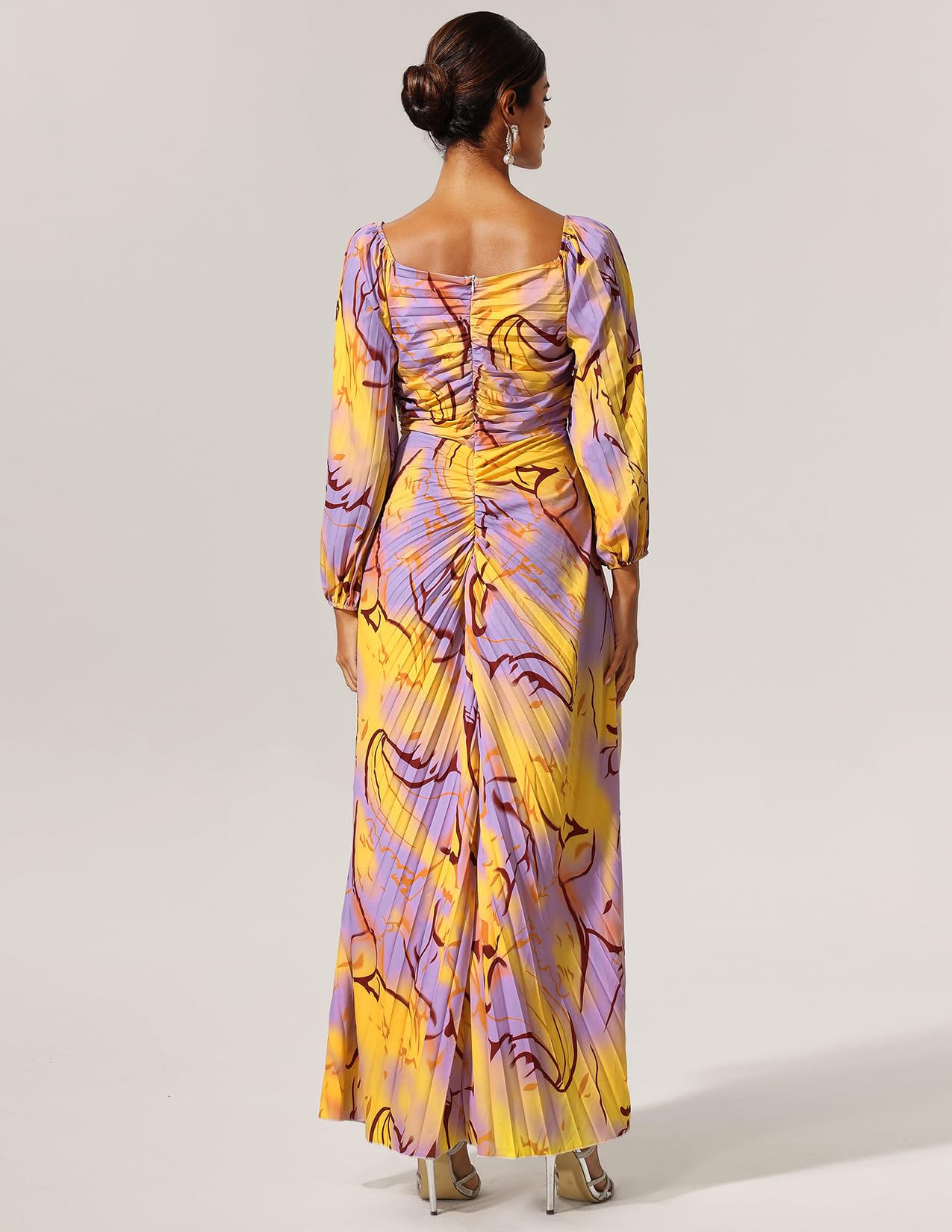 Foto 3 | Vestido Largo Con Estampado Floral De Diamantes Y Hombros Descubiertos De Tsukko - Venta Internacional.