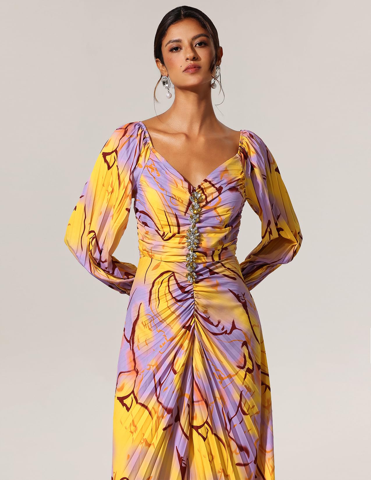 Foto 4 | Vestido Largo Con Estampado Floral De Diamantes Y Hombros Descubiertos De Tsukko - Venta Internacional.