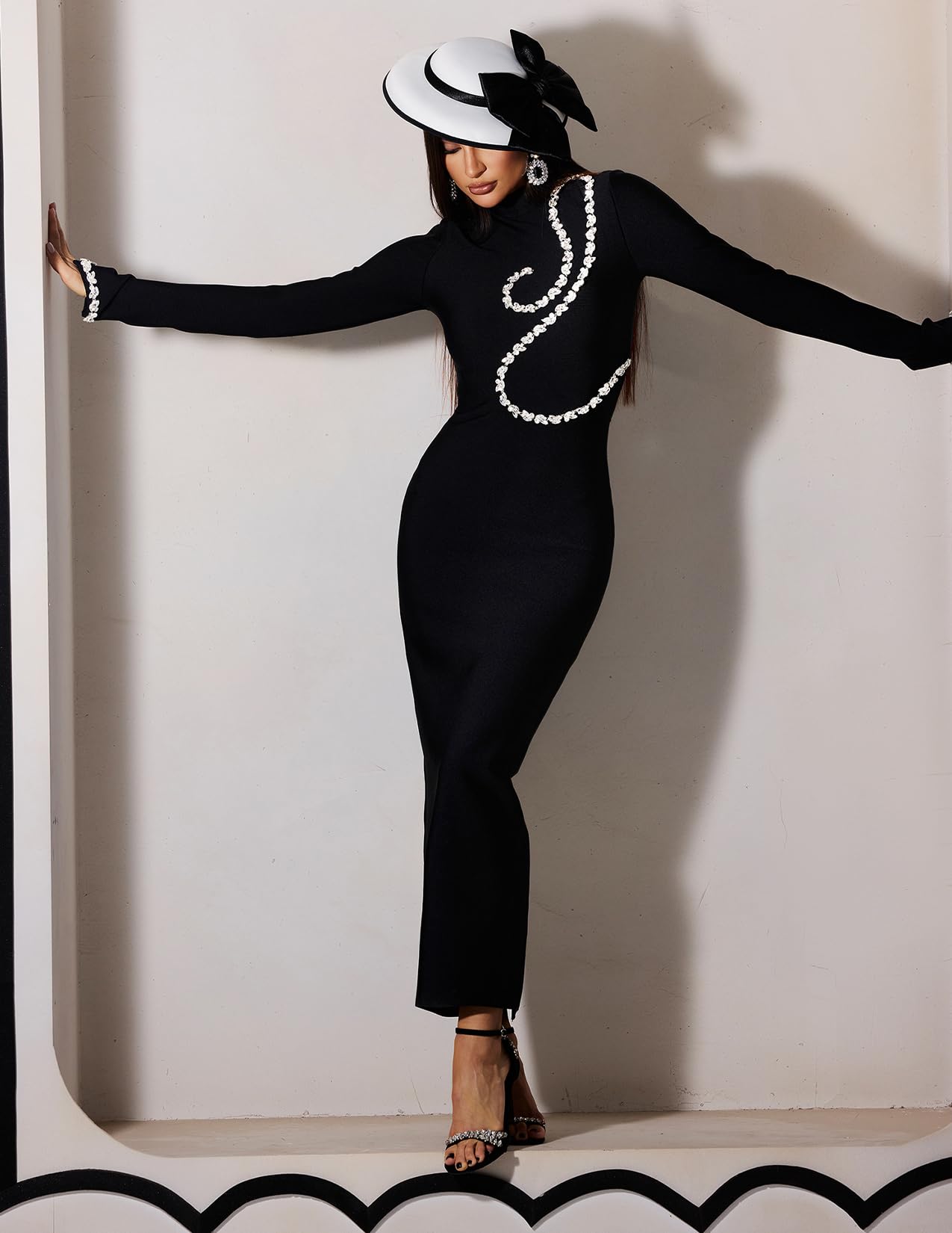 Foto 4 pulgar | Vestido Bella Barnett Con Vendaje En Forma De Diamante, Manga Larga, Negro - Venta Internacional.