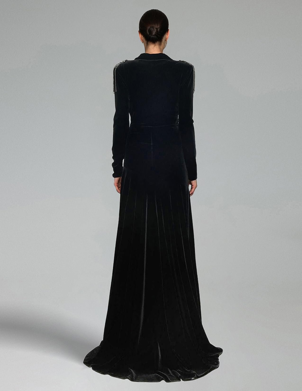 Foto 4 pulgar | Vestido Bella Barnett De Terciopelo Negro De Manga Larga Para Mujer - Venta Internacional.