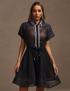 Foto 2 | Vestido Tsukko Sofisticado De Manga Corta Con Panel Transparente Negro - Venta Internacional.