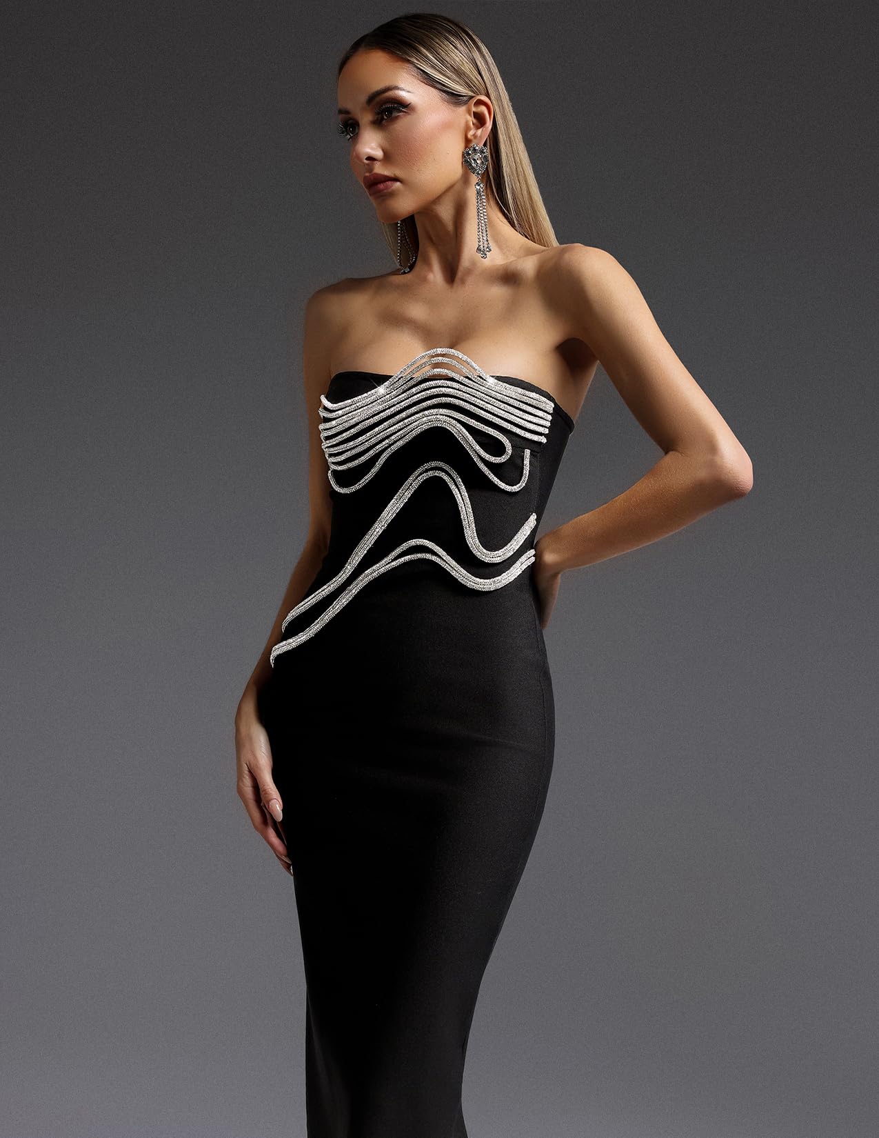 Foto 5 pulgar | Vestido De Fiesta Bella Barnett Splendid Negro Sin Tirantes - Venta Internacional.