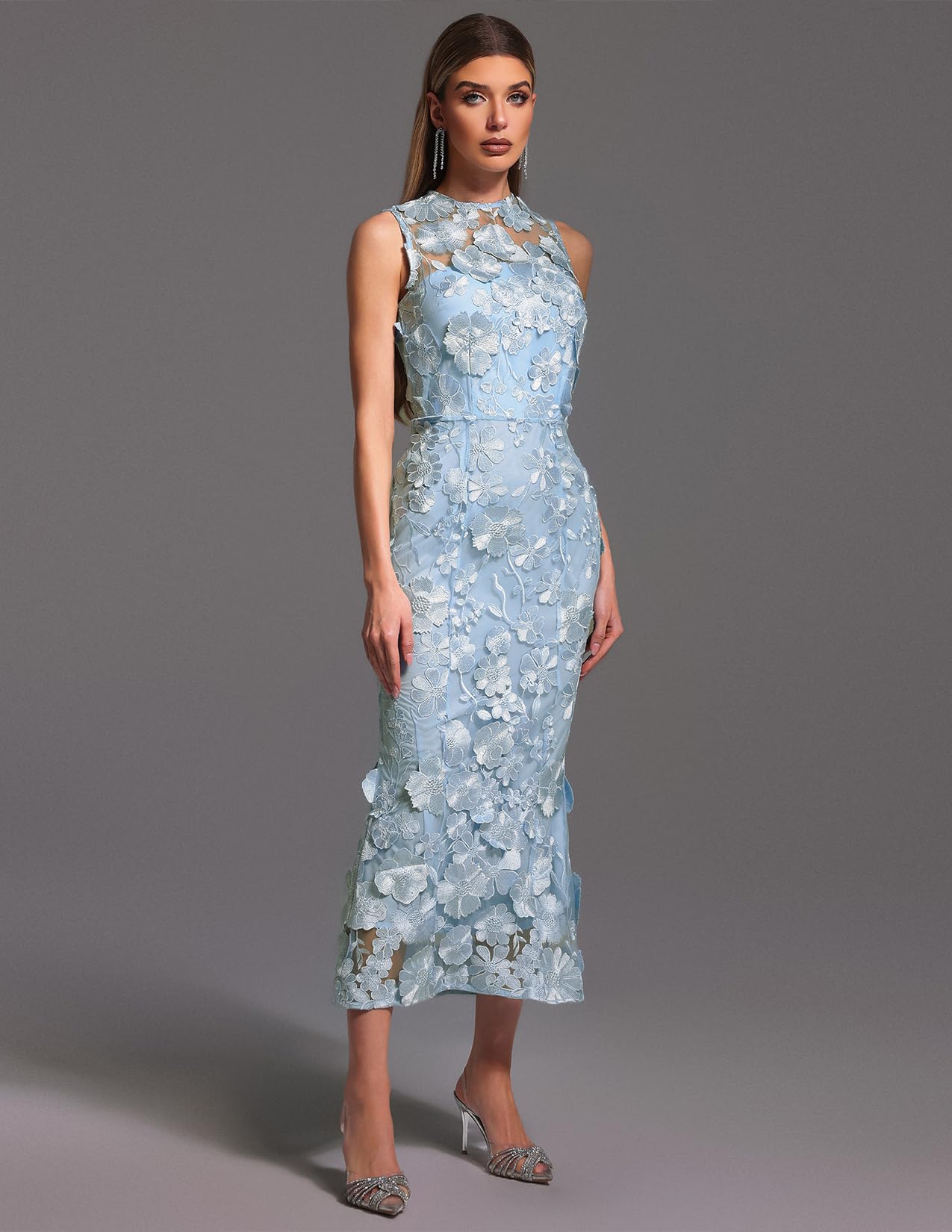Foto 2 | Vestido Bella Barnett Azul Sin Mangas Con Flores Bordadas Y Encaje - Venta Internacional.
