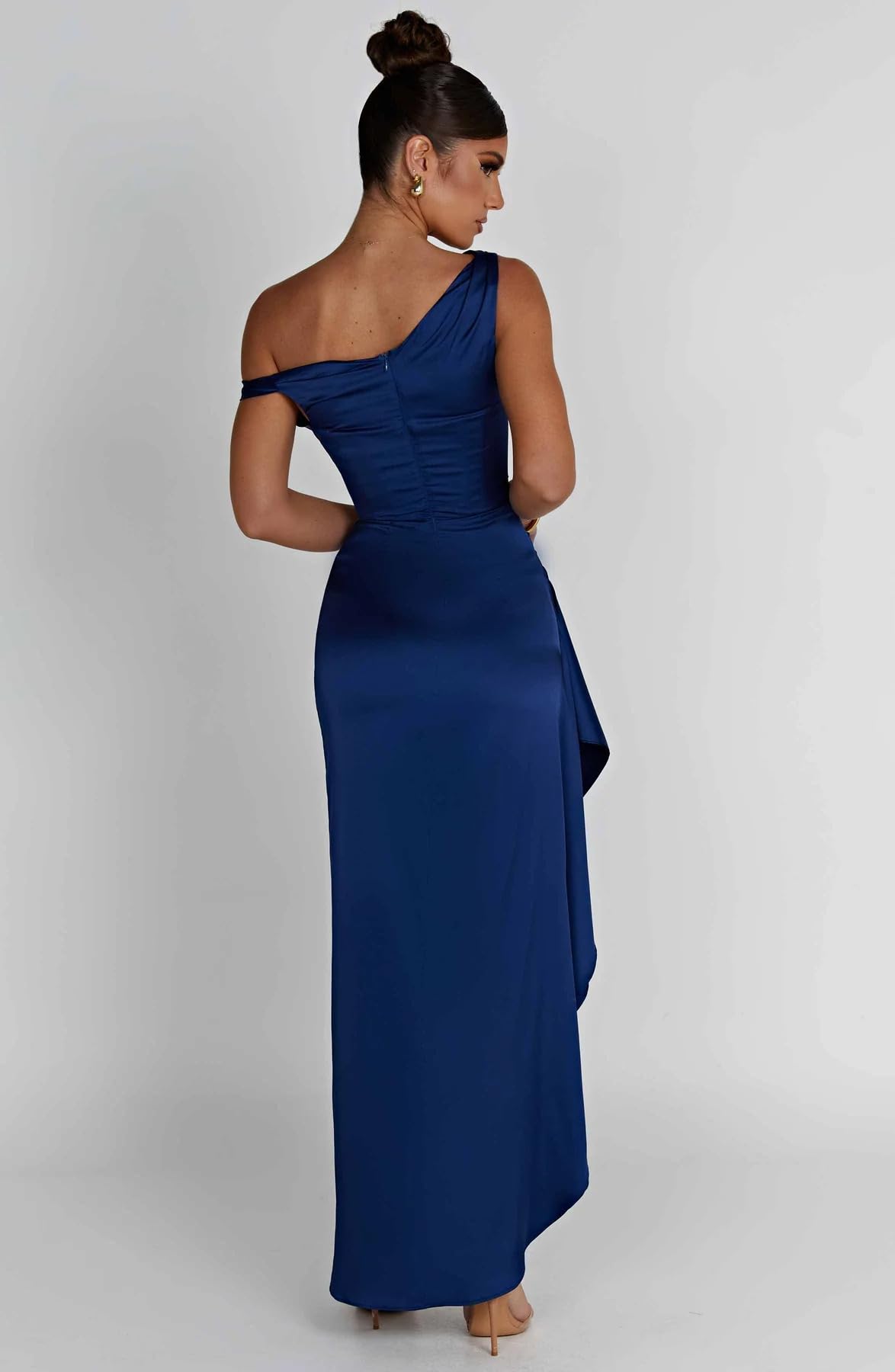 Foto 4 | Vestido De Fiesta Lphirkut Satinado Largo Con Hombros Descubiertos, Fruncido, Azul Real - Venta Internacional.