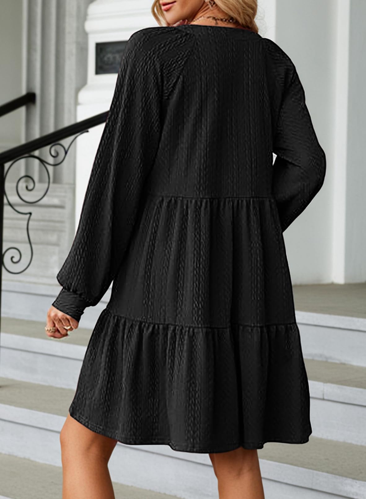 Foto 2 | Vestido Dokotoo Holiday 2024 De Manga Larga Con Cuello En V Texturizado Negro - Venta Internacional.