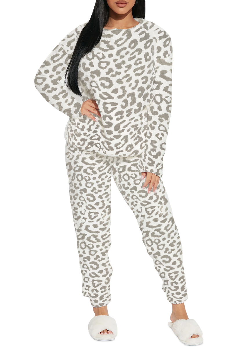 Foto 2 | Pijama Para Mujer Shendy Vendy Conjunto 2 Piezas Elegante Invierno Afelpado Beige Leopardo Grande