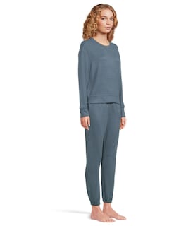 Foto 2 | Conjunto De Ropa De Salón Ugg Gable Set Ii Para Mujer Navy Heather - Venta Internacional.