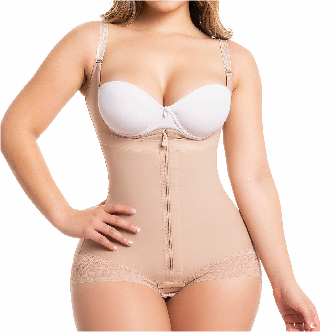 Foto 1 | Salome 0413 Fajas Colombianas Levanta Cola Control Abdomen Uso Diario  Color Beige