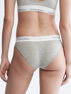Foto 2 | Bikini Moderno de Algodón Elástico Panty Calvin Klein Gris Jaspeado - Venta Internacional