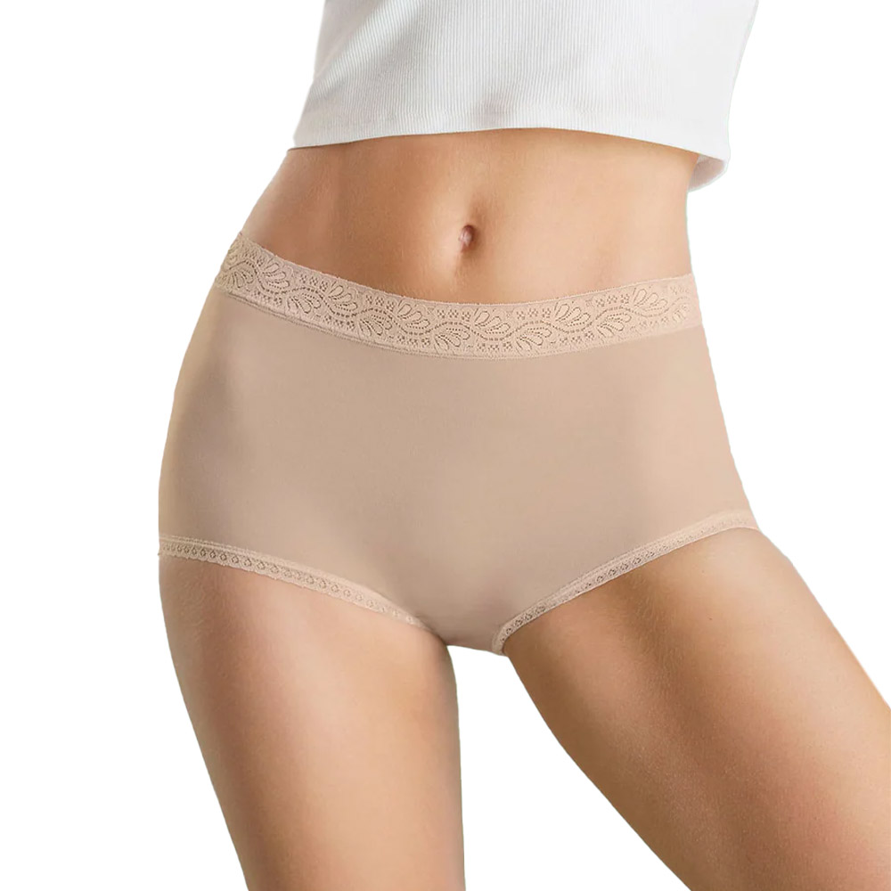 Panties Clásicas Leonisa con Toques de Encaje 3 Piezas