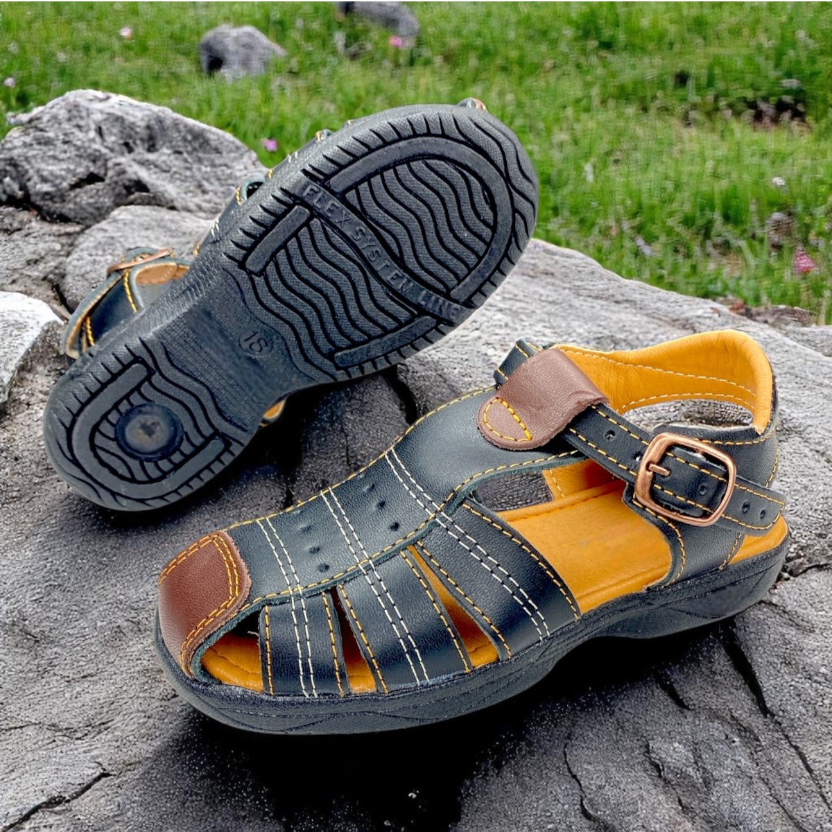 Foto 2 | Sandalias Las Cuatas Zapatería Resistentes y Confortables de Lujo para Niño